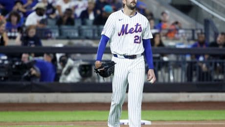 Mets brutally squander six-run lead to Braves in worst loss of the season