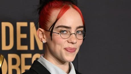 "Elle me fait vibrer": Billie Eilish révèle que son artiste préférée du moment est française