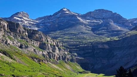 Siete rutas para descubrir el Pirineo Aragonés este verano