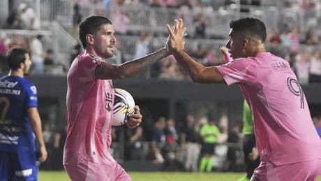 3-1: Un Suárez desatado hace olvidar a Messi y lleva al Inter Miami al éxtasis