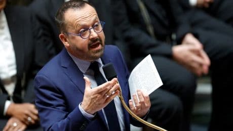 Le ministre de la Santé annonce la fin du "numerus apertus" pour former plus de médecins