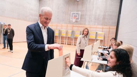 Hochrechnung: Sozialdemokraten gewinnen Parlamentswahl in Norwegen
