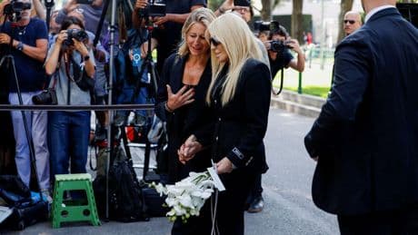 Donatella Versace among mourners as Giorgio Armani lies in state