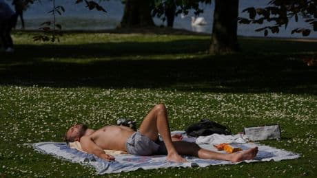 UK weather map: Where temperatures could hit record-breaking 30C today