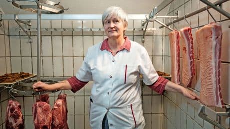 Frankfurter Bahnhofsviertel: Wo das Wurstbrötchen noch zwei Euro kostet