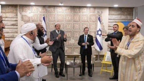 Vietato dialogare con Israele. La fatwa sunnita che colpisce gli imam che cercano la pace