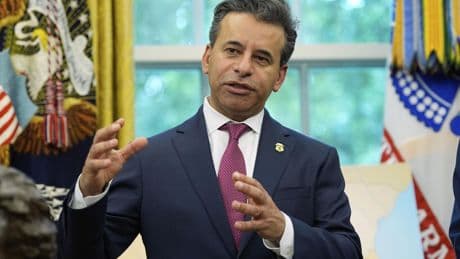 Critic of drug industry and COVID-19 measures to lead FDA vaccine program