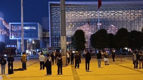 'Duran Adam' eyleminde gözaltına alınan çocuklar ifade verdi: 'Polis tarafından araca alınırken darbedildim'