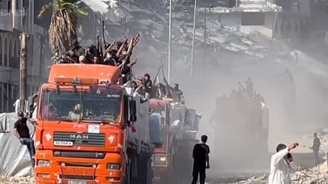 Gaza : les images de l’arrivée des camions d’aide dans la ville après des semaines de blocus humanitaire