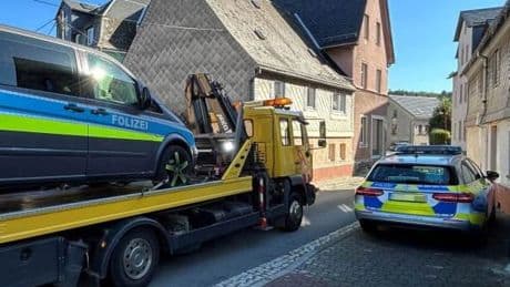 Fake-Streifenwagen in Sachsen erwischt - Polizei zieht Folizei aus dem Verkehr