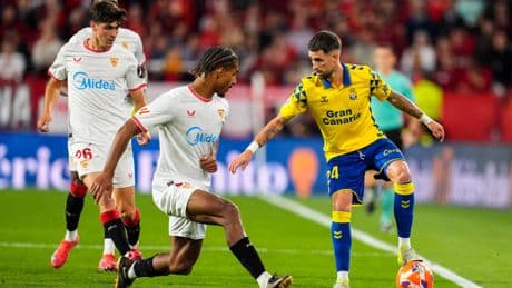El Sevilla sella la salvación y Las Palmas es virtualmente equipo de Segunda