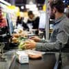 Stijgende prijzen van voeding, drank en tabak lieten inflatie oplopen in april
