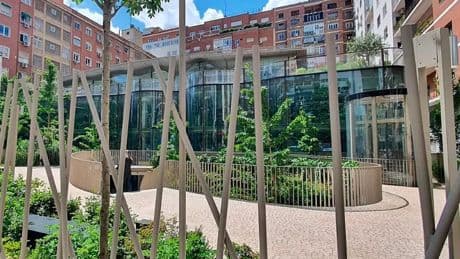 Mutualidad compra el edificio KOI, campus de la Camilo José Cela