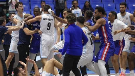 Lío tras la agónica victoria de la República Dominicana ante Argentina