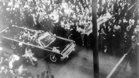 Assassinat de Kennedy : un document déclassifié prouve qu’un agent de la CIA connaissait le tueur Lee Harvey Oswald
