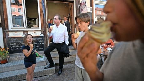 Innenminister auf Sommerreise: Der neue Dobrindt-Sound
