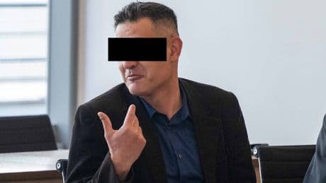 Beim Opfer (17) entschuldigte er sich nicht - Milde Strafe für HIV-infizierten Beißer!