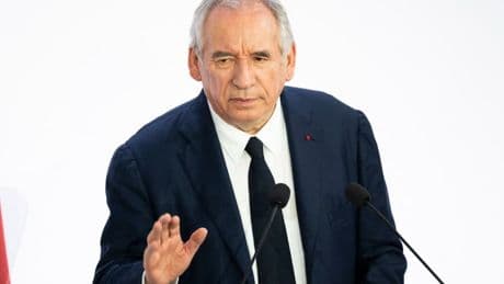 DIRECT. Vote de confiance pour François Bayrou: suivez notre soirée spéciale "Face à BFM" avec les responsables politiques
