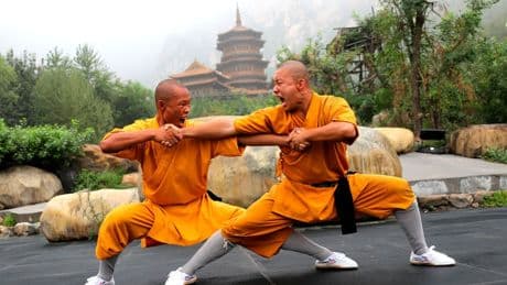 Shaolin-Tempel in China: Kampfkunst, Kommerz und Korruption