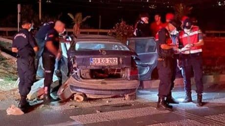 Aydın'da feci kaza! 2 otomobil çarpıştı: 2 ölü, 3 yaralı
