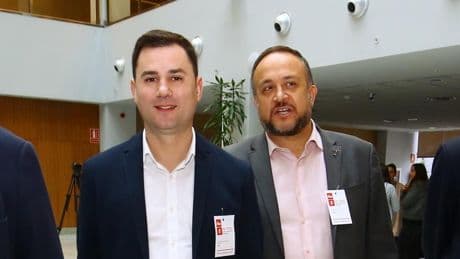 La guerra estalla en el PSOE de León a cuenta de Cendón y El Bierzo lo defiende frente a Diez: "Intenta echar mierda"