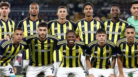 Fenerbahçe, UEFA’ ya kadroyu verdi! Sürprizler var