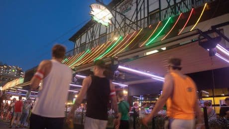 Horeca op Mallorca geeft anti-toerismebeweging schuld van teruglopende inkomsten: ’Ze schrikken bezoekers af’