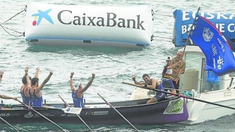 Santurtzi arrolla en Zarautz, sella el play-off y roza el título