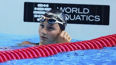 Summer McIntosh wins first gold medal at worlds in her quest for five