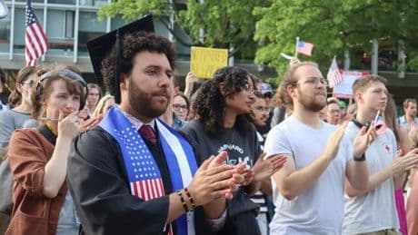 US-Regierung: USA setzen Visa-Verfahren für ausländische Studenten aus