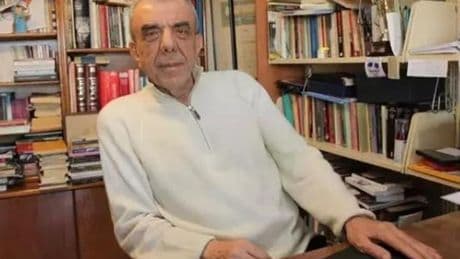 Sinema dünyası yasta! Ünlü yönetmen Ali Özgentürk hayatını kaybetti