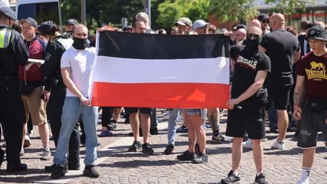 Duitse politie bezorgd over radicalisering rechtse jongeren: ’Steeds grotere rol voor sociale netwerken’