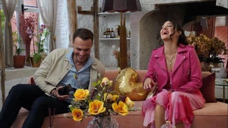Gupse Özay’dan ilk dizi: Platonik: Mavi Dolunay Otel’in fragmanı yayımlandı
