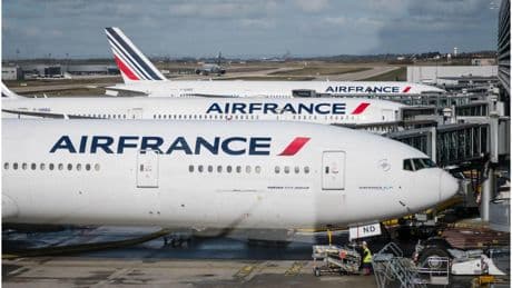 Más de 130 vuelos cancelados en el aeropuerto París Orly por una avería en los dispositivos del control aéreo