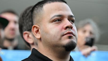 États-Unis : un Salvadorien, symbole de la politique migratoire controversée de Donald Trump, est à nouveau détenu par les autorités