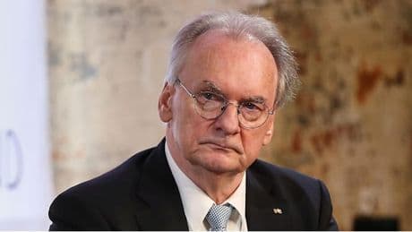 CDU-Ministerpräsident Reiner Haseloff macht Weg für Nachfolger frei