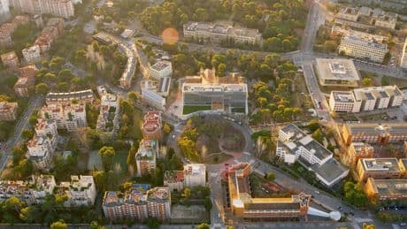Barcelona apuesta por la ciencia para crear empleo y transformar la economía