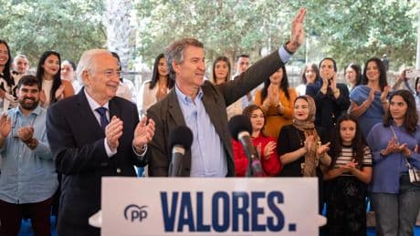 Feijóo ve &quot;bochornoso&quot; el acto de Leire Díez e &quot;historia viva&quot; de Sánchez: &quot;España no puede estar en este vertedero televisado&quot;