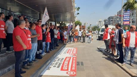 Karşıyaka Belediyesi emekçileri: "Haklarımızı alana kadar mücadele edeceğiz"