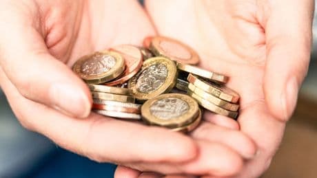 Pound drops as long term government borrowing cost at highest level this century