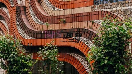 A Paris, la mosaïque de la discorde