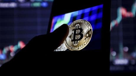 Bitcoin'in fiyatı 100 bin doların üzerine çıktı