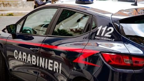 Cientos de jóvenes arrestados en Italia en una operación contra el "primer escalón del crimen"