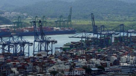 Le groupe hongkongais CK Hutchison ne cédera pas ses ports de Panama avant 2026