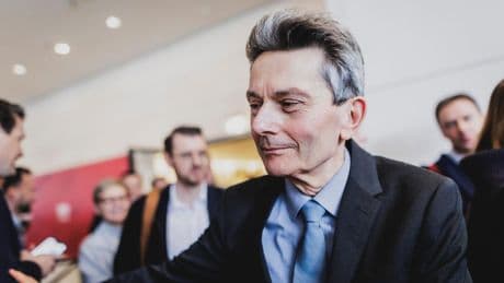 Interview: Mützenich fordert: "Es braucht weiterhin einen Draht nach Moskau"