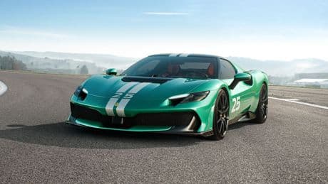 Ferrari debutta l’ibrida 296 Speciale: 880 cavalli al servizio delle emozioni