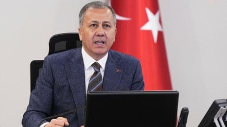 CHP il binasındaki abluka sonrası İçişleri Bakanı Yerlikaya'dan açıklama