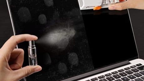 Dreckige Tastatur reinigen: Mit diesem Set klappt es fix und einfach