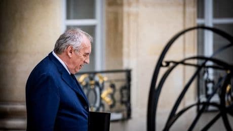 Budget, sécurité: ce que peut faire ou non le gouvernement démissionnaire de François Bayrou