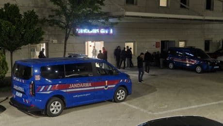 Tokat'ta korkunç olay! Yengesini katletti, kardeşini yaraladı